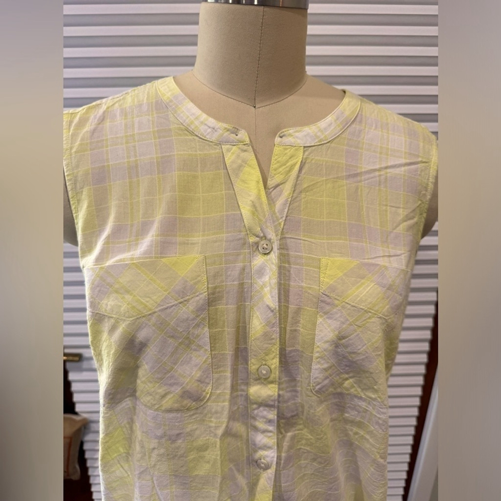 Eddie Bauer L yellow white plaid button front split neck blouse